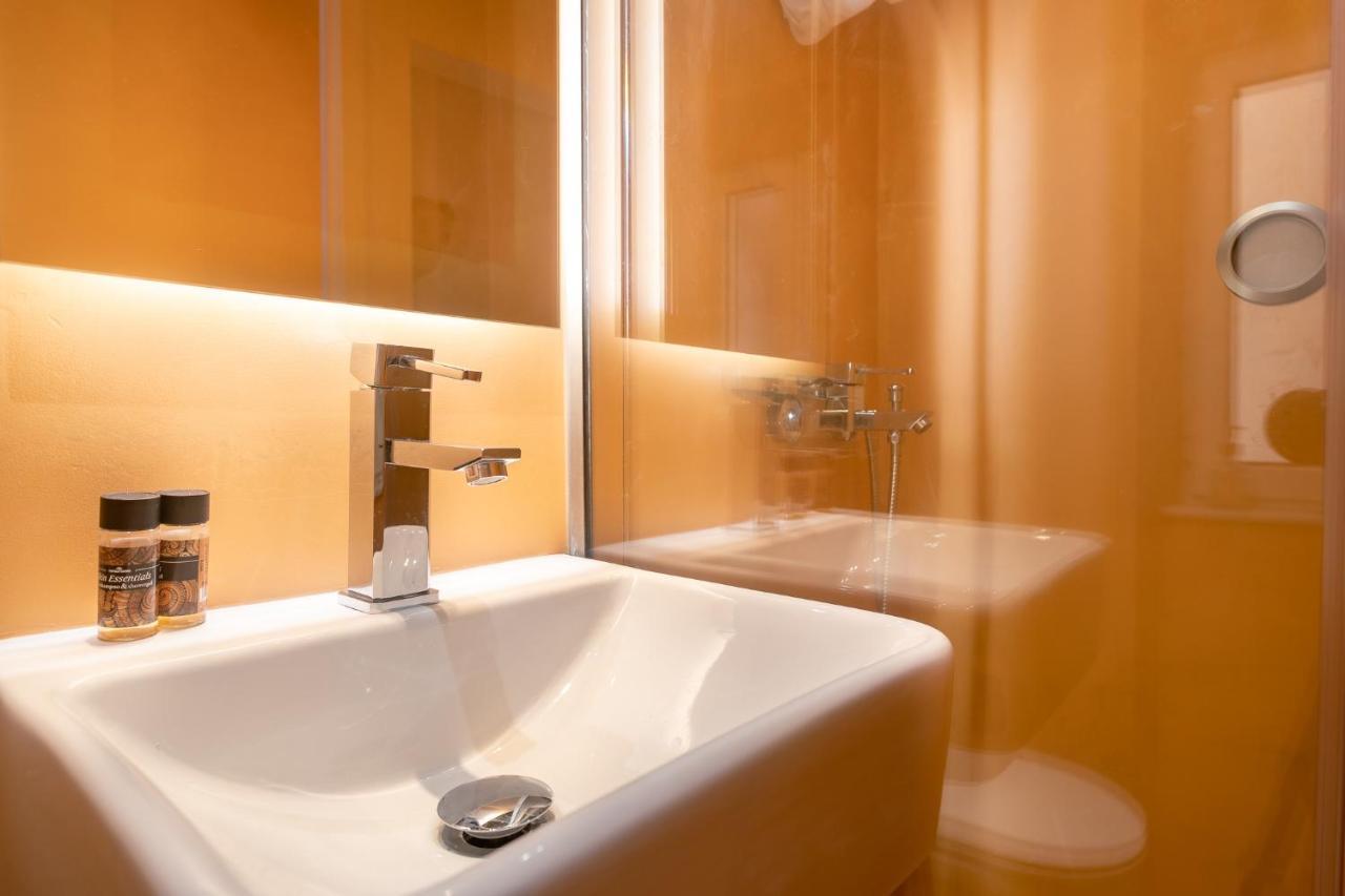 Old Town Gem - Elegant Guilford Apartment Corfu  Ngoại thất bức ảnh