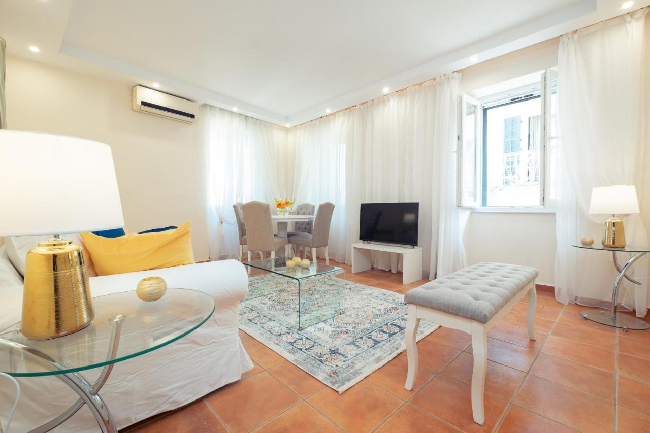Old Town Gem - Elegant Guilford Apartment Corfu  Ngoại thất bức ảnh
